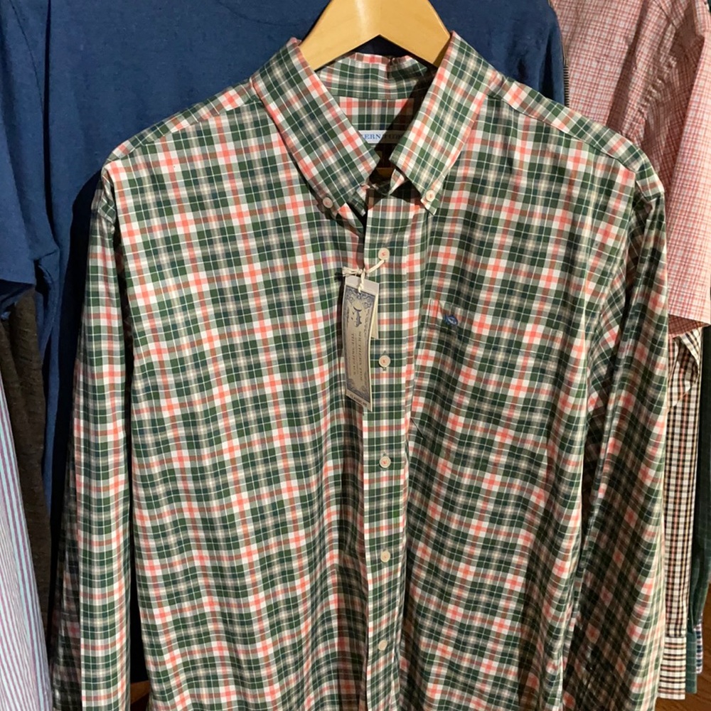(New) Southern Tide Button Down / Large
